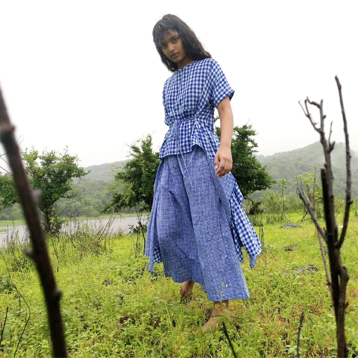 stylemati_'s tweet photo. M O N S O O N // EDIT // 
In Frame: Tuta Aakaar Set Checks

Shop now https://t.co/ftxFCbf0ZM
.
.
.
.
.
#MonsoonEdit #Monsoon2019 #handloom #organic #cotton #sustainablefashion #slowfashion #ethicalfashion #newpost #streetstyle https://t.co/egrsZMlCo7
