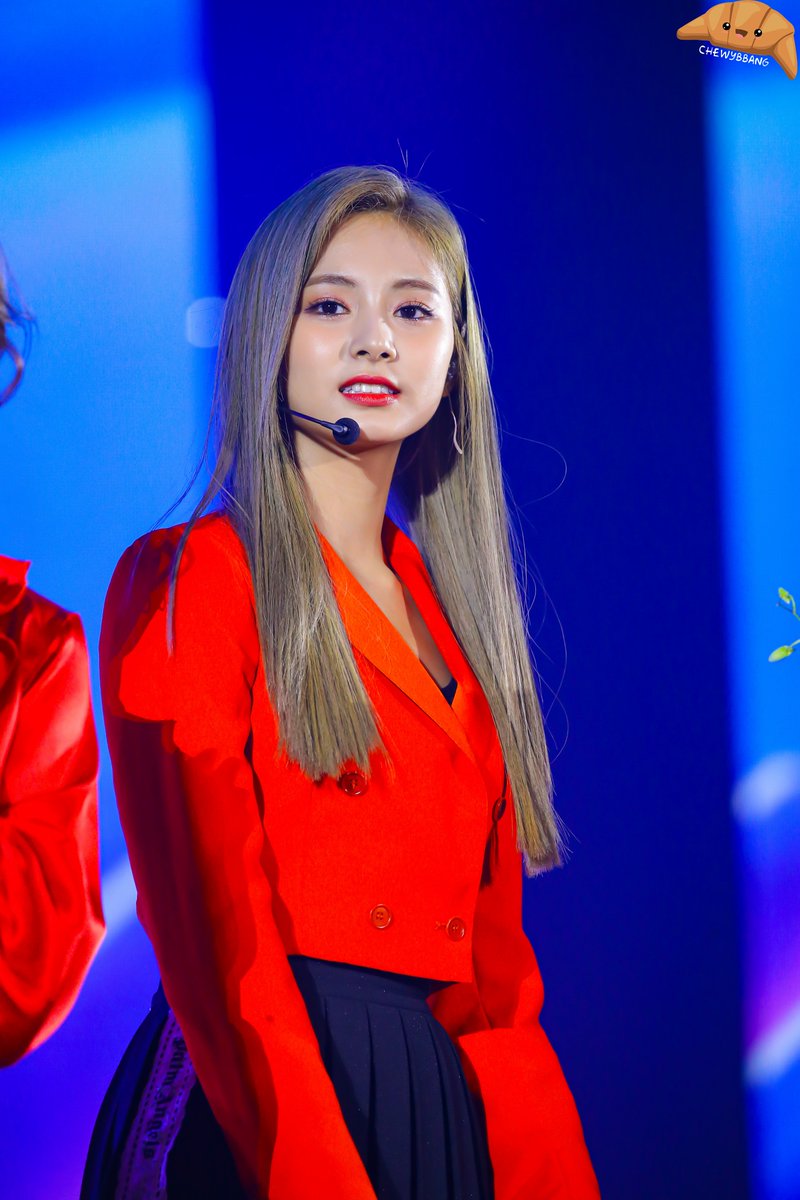 ChewyBbang's tweet photo. 190822

Soribada Best K-Music Awards
소리바다 베스트 케이뮤직 어워드

#Twice #트와이스 #トゥワイス #Tzuyu #周子瑜 #쯔위 #ツウィ 
@JYPETWICE
@JYPETWICE_JAPAN https://t.co/z6scQx9c9u