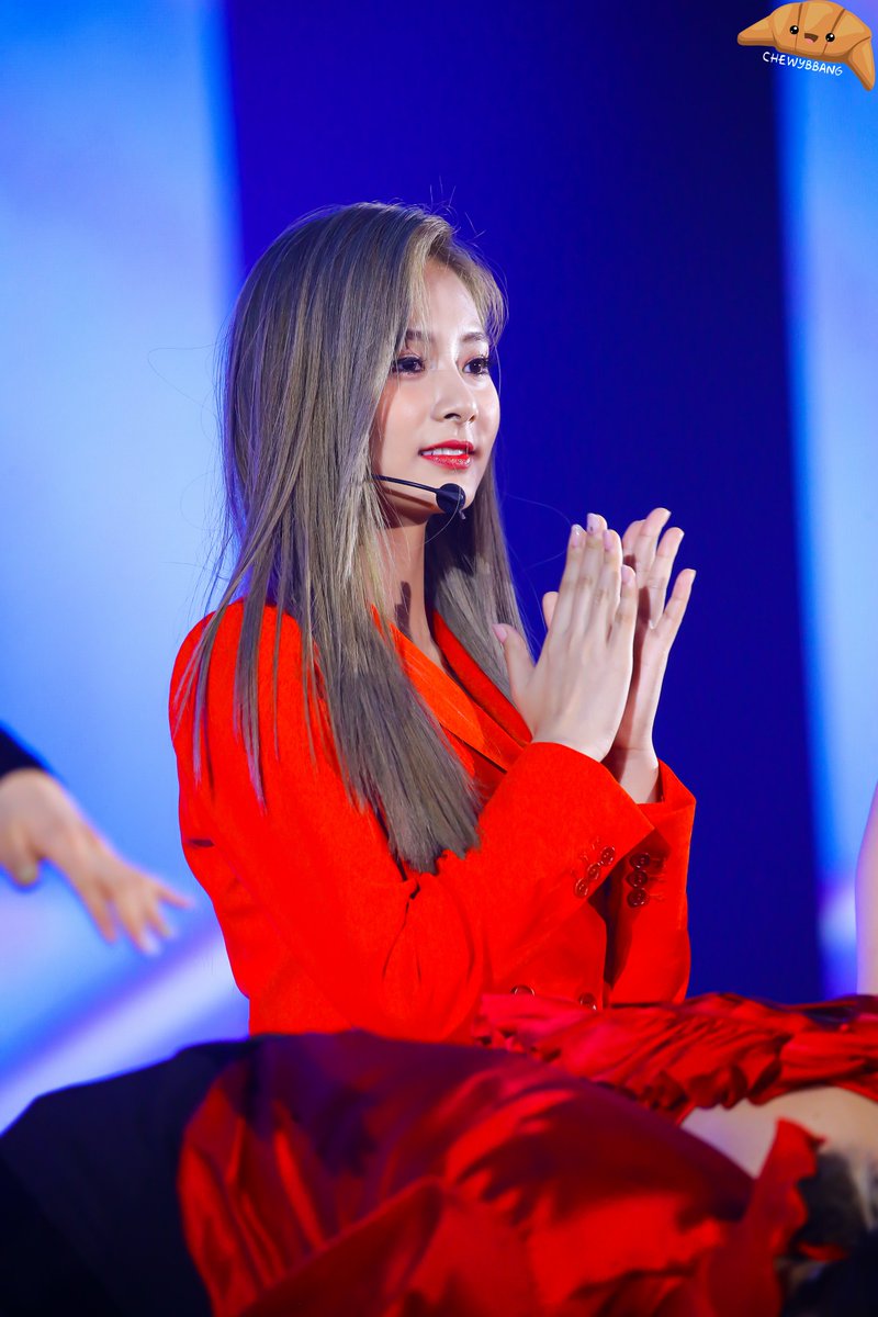 ChewyBbang's tweet photo. 190822

Soribada Best K-Music Awards
소리바다 베스트 케이뮤직 어워드

#Twice #트와이스 #トゥワイス #Tzuyu #周子瑜 #쯔위 #ツウィ 
@JYPETWICE
@JYPETWICE_JAPAN https://t.co/z6scQx9c9u