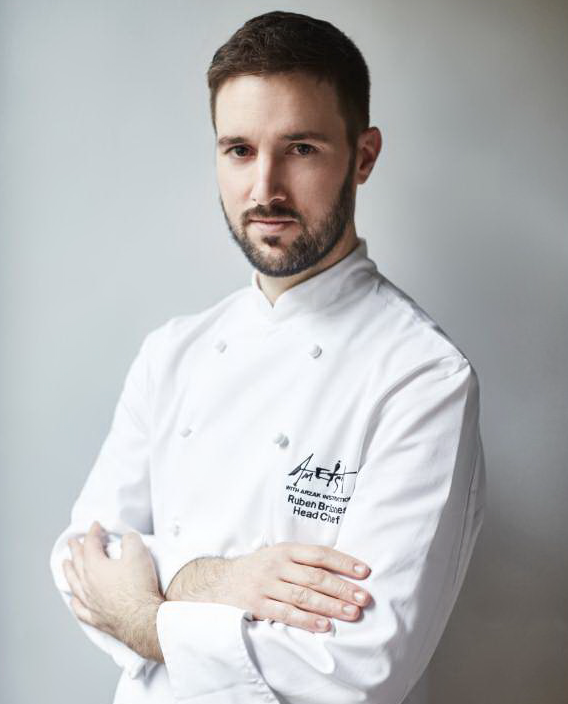 THTorguk's tweet photo. We're really excited to be hosting a special Q&A with the amazing Ruben who is Head Chef @AmetsaArzak, on 29 Aug!
Ruben will be cooking at our annual #THTSupperClub fundraiser.
Tweet us your Qs with #AskRuben https://t.co/DdL2xVbbeI
