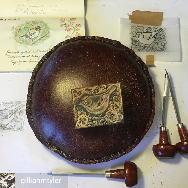 wyprintworkshop's tweet photo. Join artist Gillian Tyler for immensely absorbing weekend of 'Wood Engraving' in September.
Spaces still available, check the link for more details.
Sat 28 & Sun 29 Sept 2019
https://t.co/VuqePVZuf7
#woodengraving #inkonblock #wypw https://t.co/EoUDPvFfoe