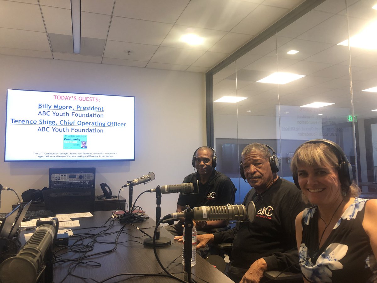UTCommSpotlight's tweet image. We have Billy Moore and Terence Shigg from @abcyouthfounda1 live on the show this morning. Tune in and listen HERE: facebook.com/CloudcastUS/vi…