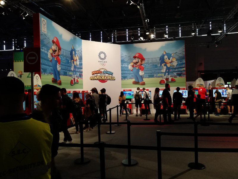 RisingPixel's tweet photo. Go to #gamescom2019 is like to make a travel around the globe! So many people from different countries together for just one purpose, #GAMES!๐ฎ
Are you at Gamescom right now?
How is going your week?๐
#theheartofgamic #videogames #gamescom #risingpixel #pokemon #ageofempires https://t.co/wYPXFptpyt
