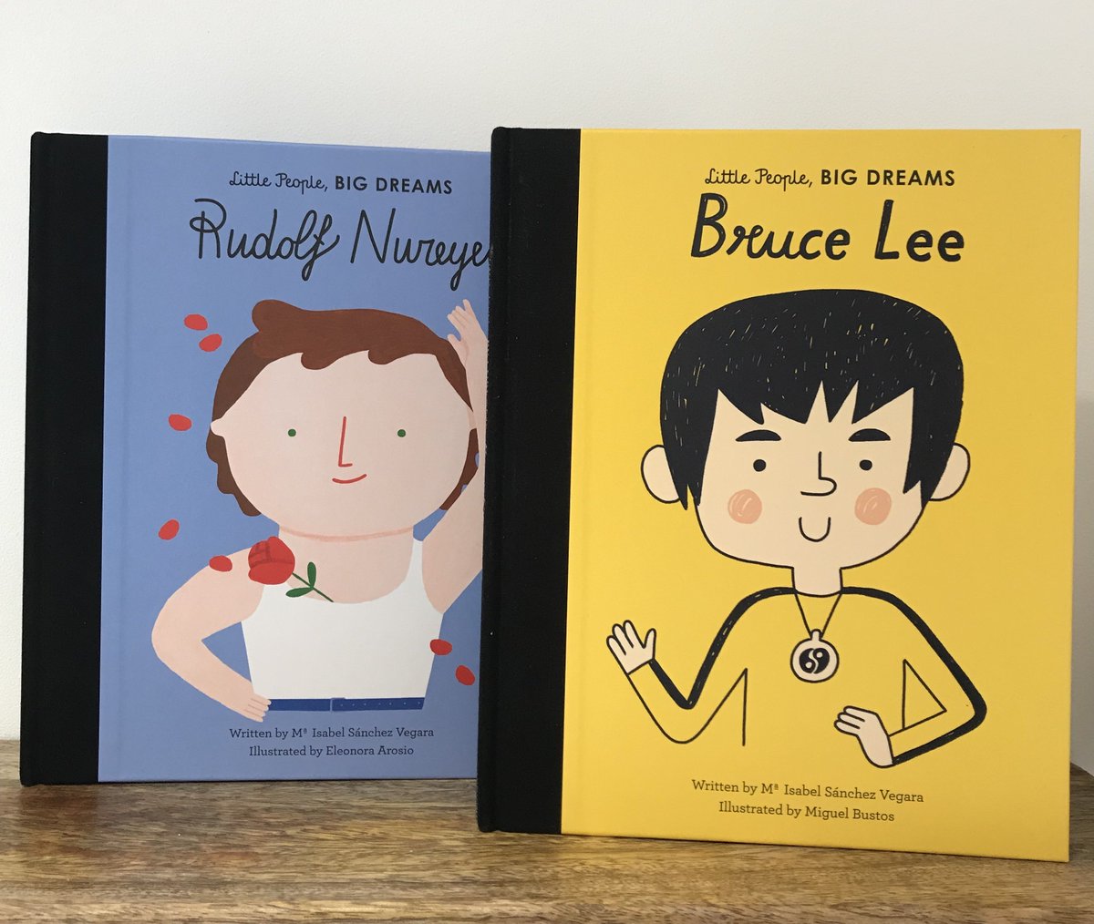 BOOKSetc_online's tweet photo. A lovely  Giveaway for your Little People https://t.co/KU1uCgRpLq  RT /follow to enter. Little People, BIG DREAMS is a bestselling series that explores the lives of outstanding people, who achieved incredible things, yet each began life as a child with a dream @QuartoKids https://t.co/wJa0IMtsws