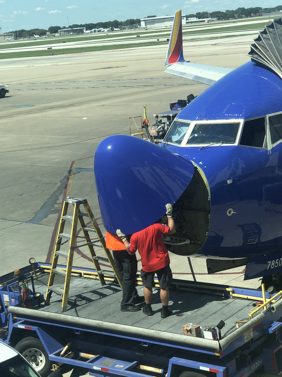 HembergerJoe's tweet image. Are they looking for the dipstick? Probably not a good thing...