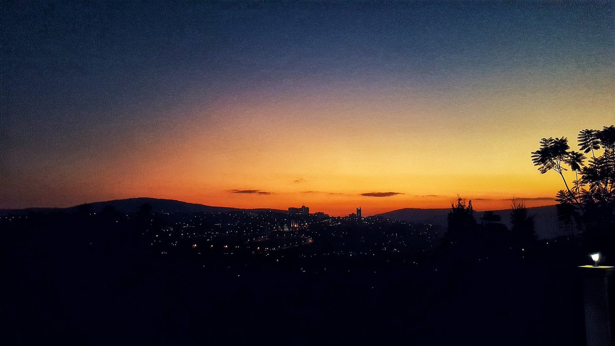 AllanKar4's tweet photo. There is no good day that goes without a good sunset ~ African Proverb https://t.co/323gGjRulu