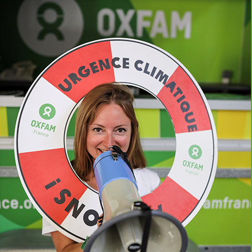 oxfamfrance's tweet photo. Les militant-e-s d'Oxfam France sont au #ContreG7, pour échanger, dresser ensemble le constat de la crise des inégalités, mais aussi envisager les solutions concrètes à l'incendie causé par les pays du #G7.
Leur dynamisme est l'illustration du pouvoir citoyen contre la pauvreté ! https://t.co/hbpM78RZzX