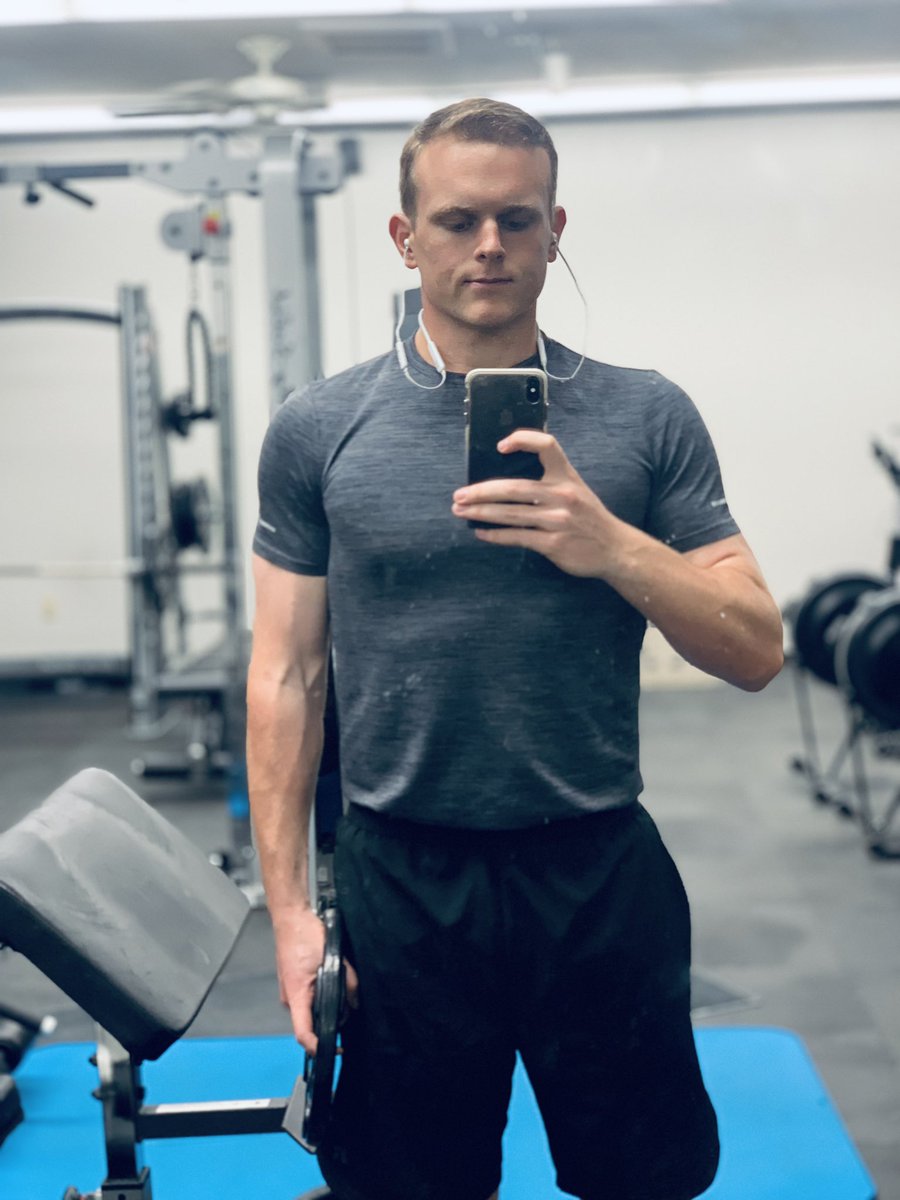 magicmichael__'s tweet image. After losing 67 lbs in 100 days this summer, I’m now more than 100 lbs down since my heaviest. It feels good to finally feel good