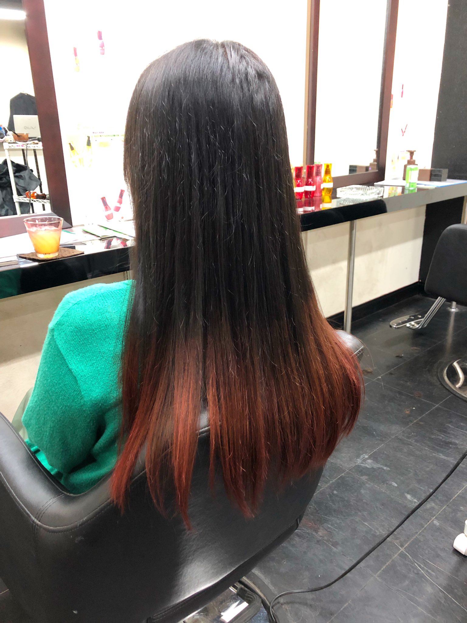 ヘアーラウンジカルネ 熊谷真人 レッドブラックからカシスレッドへの グラデーションカラー T Co Zxkaok31s3 滝川美容室 滝川市美容室 ピンクベージュ レッドグレージュ 黒髪 グラデーション レッドグラデーション 赤グラデーション ヘアーラウンジカルネ 熊谷真人 レッドブラックからカシスレッドへの グラデーションカラー T Co Zxkaok31s3 滝川美容室 滝川市美容室 ピンクベージュ レッドグレージュ 黒髪 グラデーション レッドグラデーション 赤グラデーション