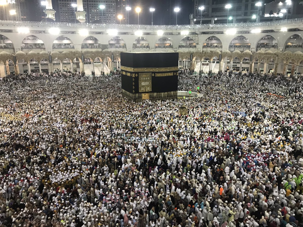HMohammadP's tweet photo. Alhamdulillah, completed my first Hajj. An amazing experience. InshaAllah many more to come. #hajj2019 #makkah #madinah #arafah https://t.co/oKwYjvanPc