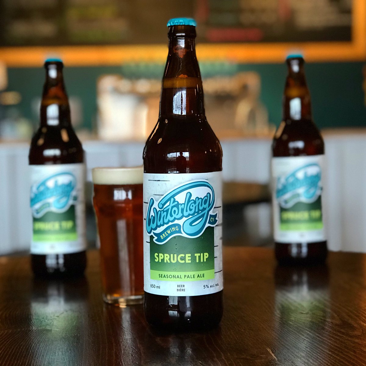 winterlongbeer's tweet image. 🌲SPRUCE TIP🌲 release today (bottles and draught)! It is our LAST BATCH OF 2019 and we are taking bets on how long it will last.
#sprucetip #illtakeitall #yukoncraftbeer #foraged #yukoncraftbeer #gettipsy #paleale #localctaftbeer #supportlocal #winterlong #fridaybeers
