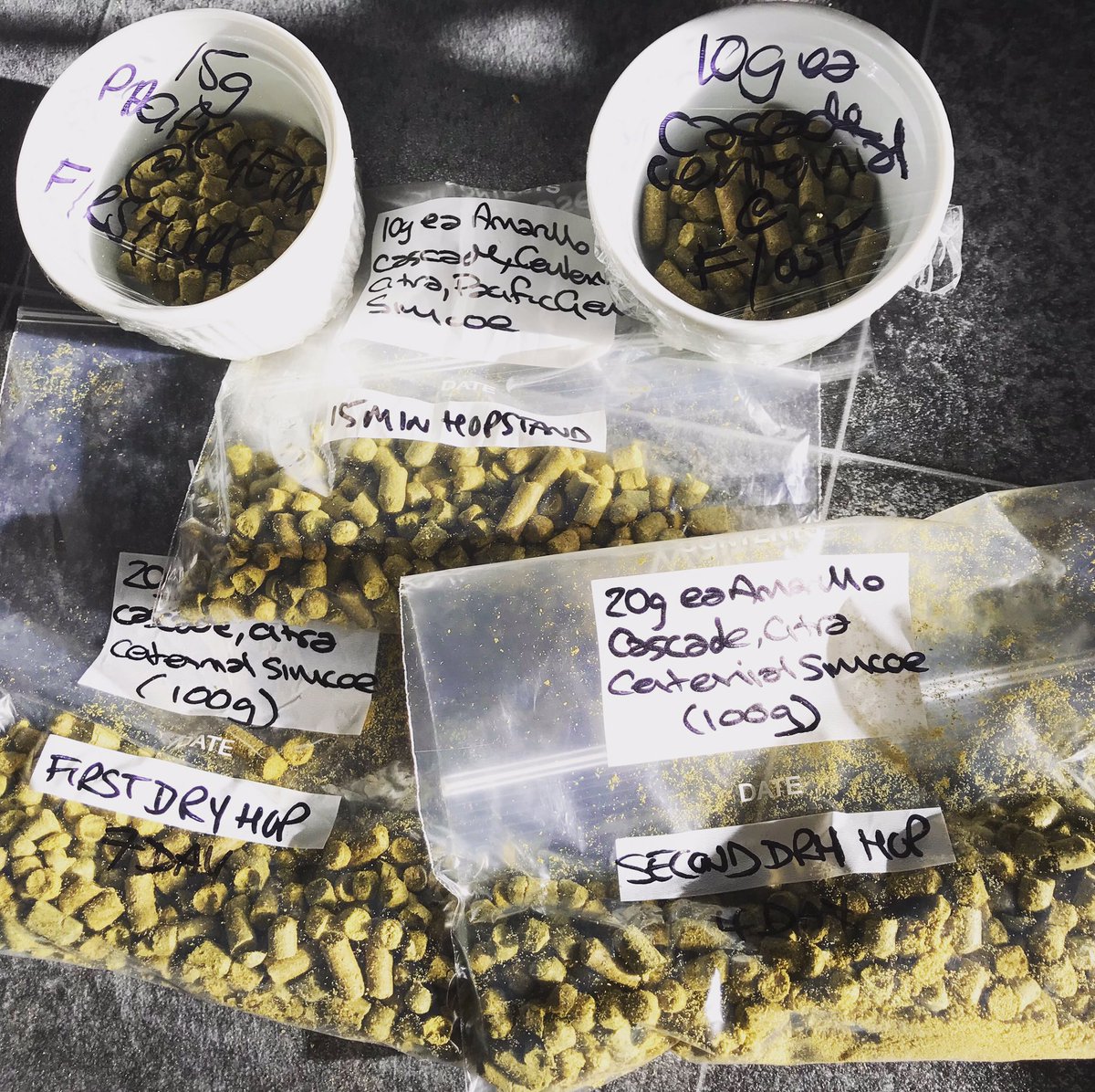 craftalemanc's tweet photo. 285g of #AmarilloHops, #CascadeHops, #CitraHops, #CentennialHops, #PacificGemHops & #SimcoeHops going into tomorrow’s 5gal “Steady Hopper” 8.6% #homebrew #brewday #NEDIPA homage! 🤞 https://t.co/WKm9hIZM6e