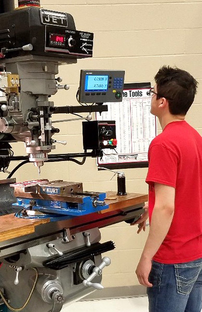 northeastedu's tweet image. Six maintenance technicians employed @TysonFoods Madison pork facility spent part of the summer at Northeast in the #TechnicalTraining program. 

northeast.edu/News/Article.a… #CareerAndTechnical