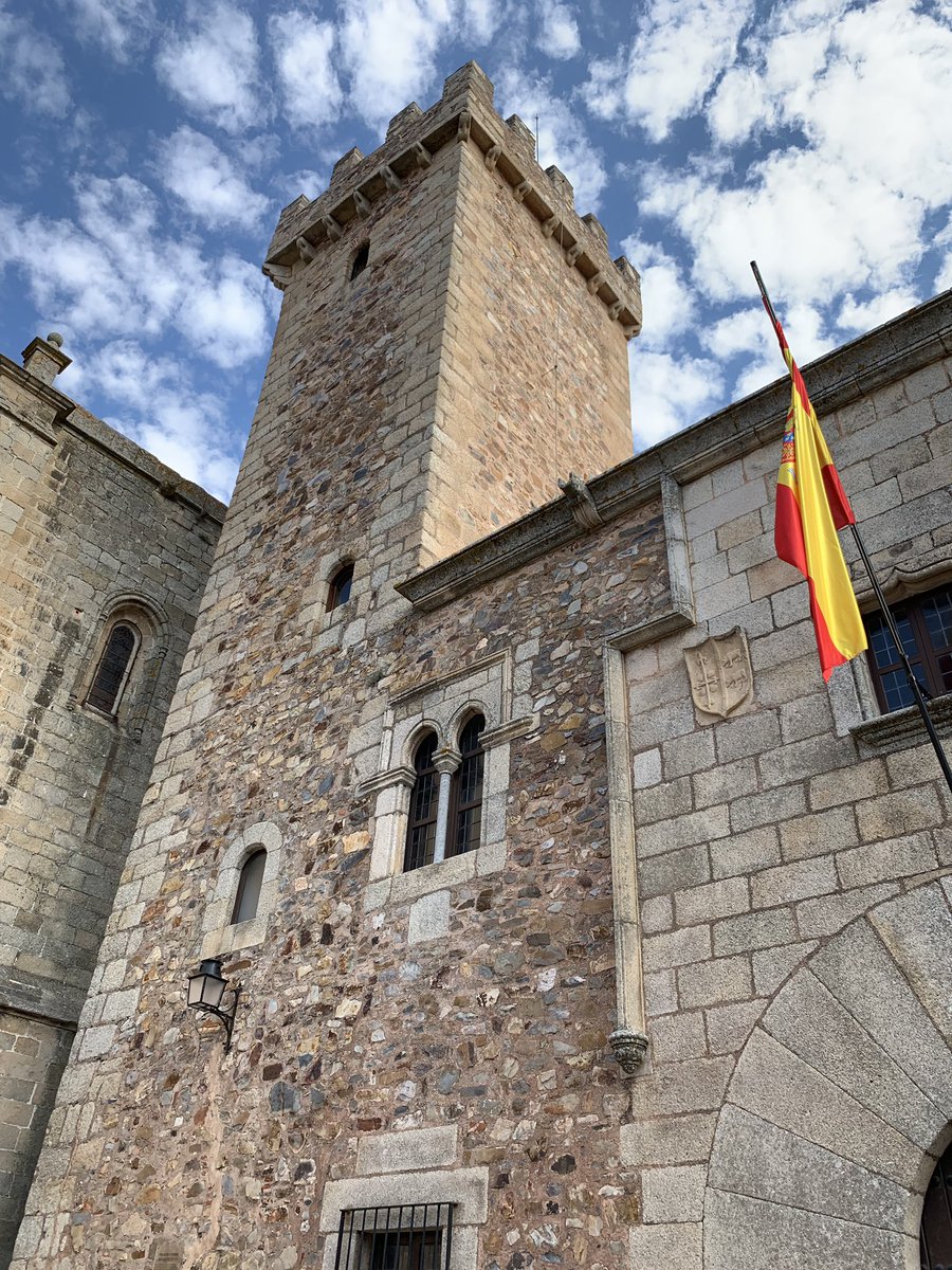 たらん スペインのカセレスにやって来ました 今回で最後かも という母のお供ですが まだまだ頑張って欲しいなぁ