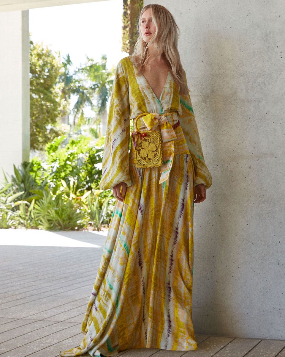 House Account tweet media