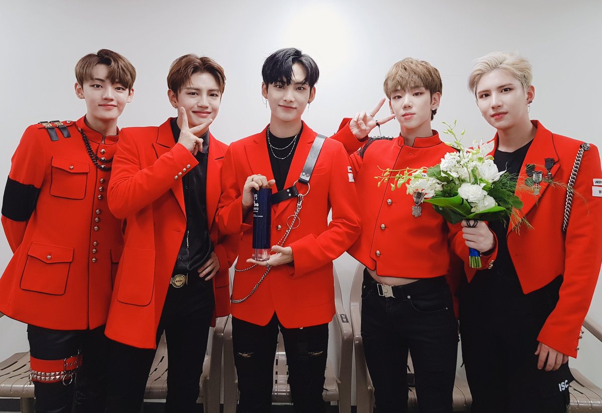 A c e group. E корейская группа. A c e group. A. Ace kpop.