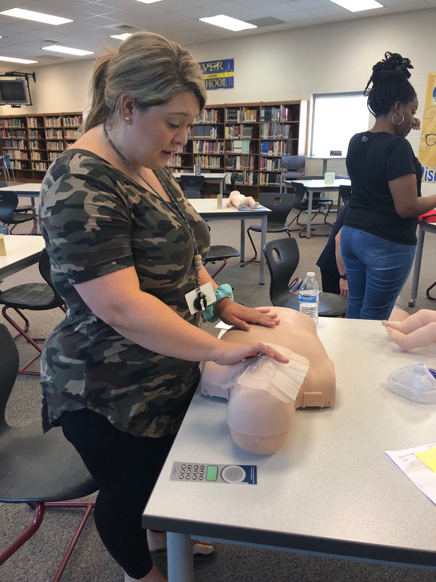 lisa_obrien2's tweet photo. CPR/First Aid Training https://t.co/035Uu1Bmam