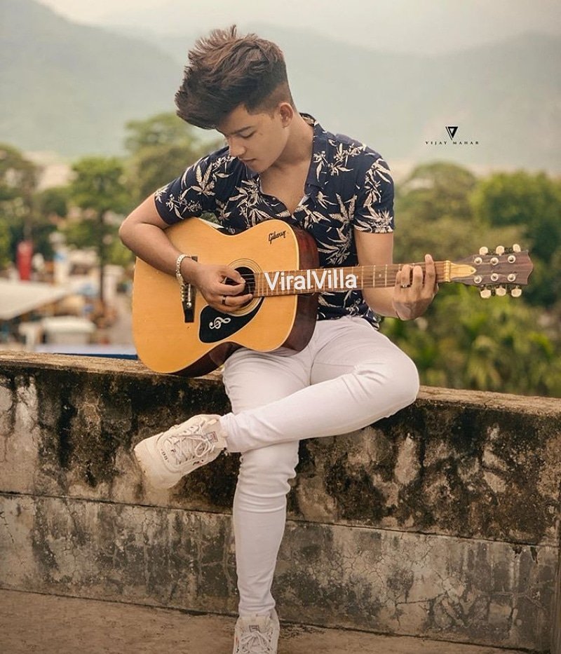 ViralTrendz3's tweet photo. Riyaz Aly 🔥🔥🔥🔥 How much you love him??
.
.
.
.
@Riyazaly14 #riyazaly #riyaz @bollybubble https://t.co/P66e5PuN5k