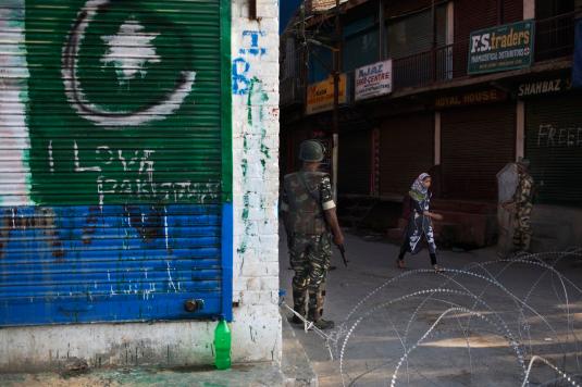 Sanab05794258's tweet photo. #WallsofOccupiedValley say Kashmir is a part of Pakistan now Kashmir will be free https://t.co/VmC6semJCC