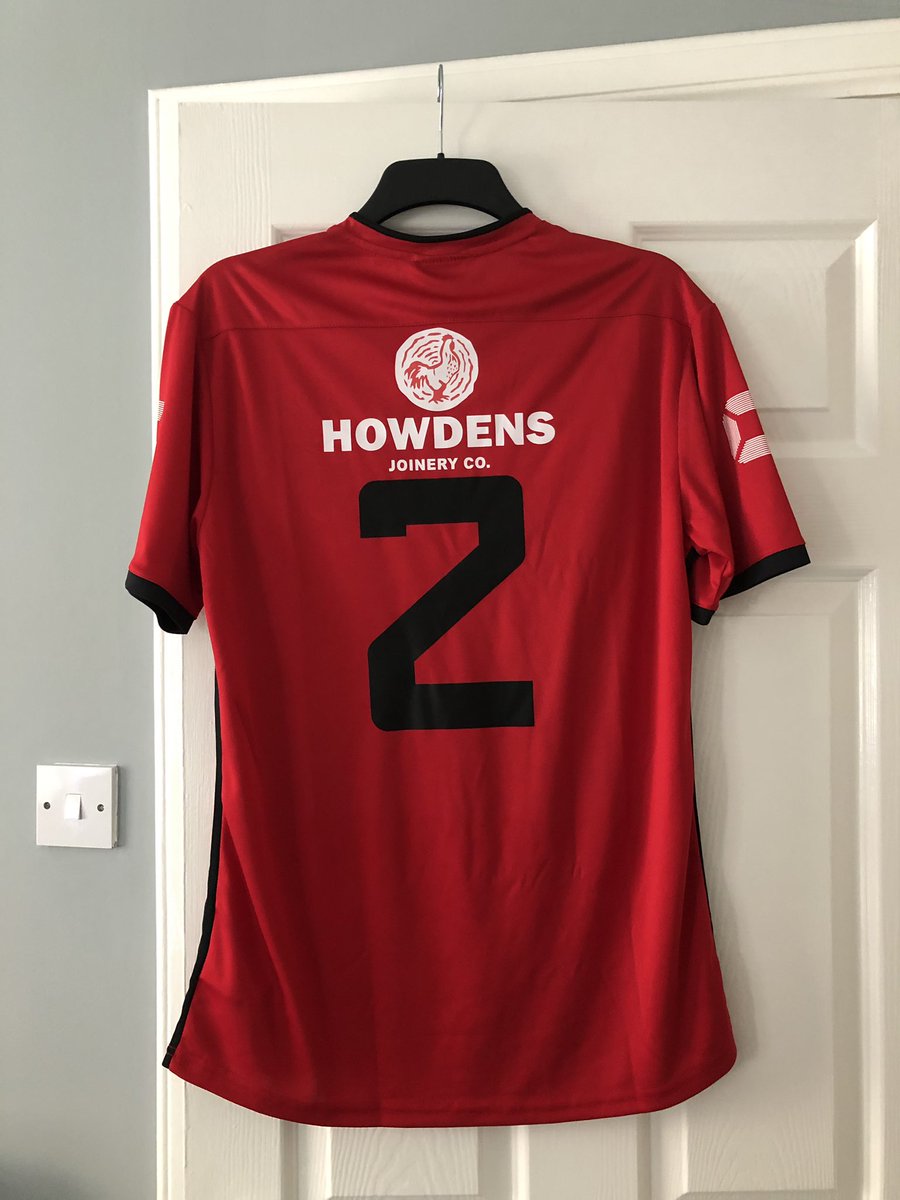 AfcFully's tweet photo. New kits for this season!

@beteamwear doing an excellent job as always.

@ANCAFL1 @Scottish_AFF 

Mon the fully 🖤💛❤️ https://t.co/VXpK3SME4x