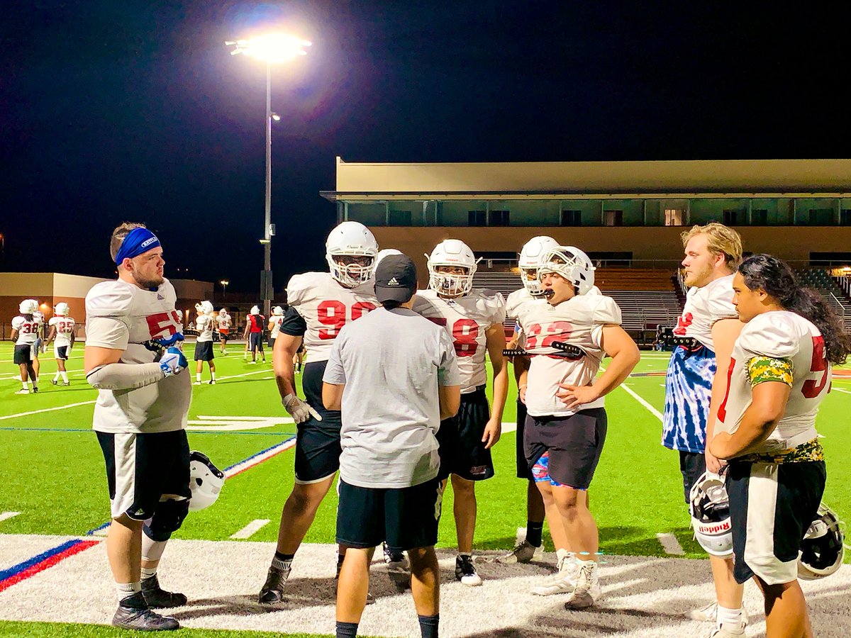 Baby2451's tweet photo. I’m super excited for the season to start!!! #goOUAZ🏈♥️ https://t.co/bbSWBu1O1g