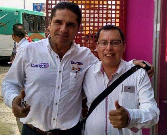 pacoixba's tweet photo. Un fuerte abrazo con motivo de su cumpleaños @Silvano_A  que cumpla muchos mas https://t.co/aF1LZAgr87
