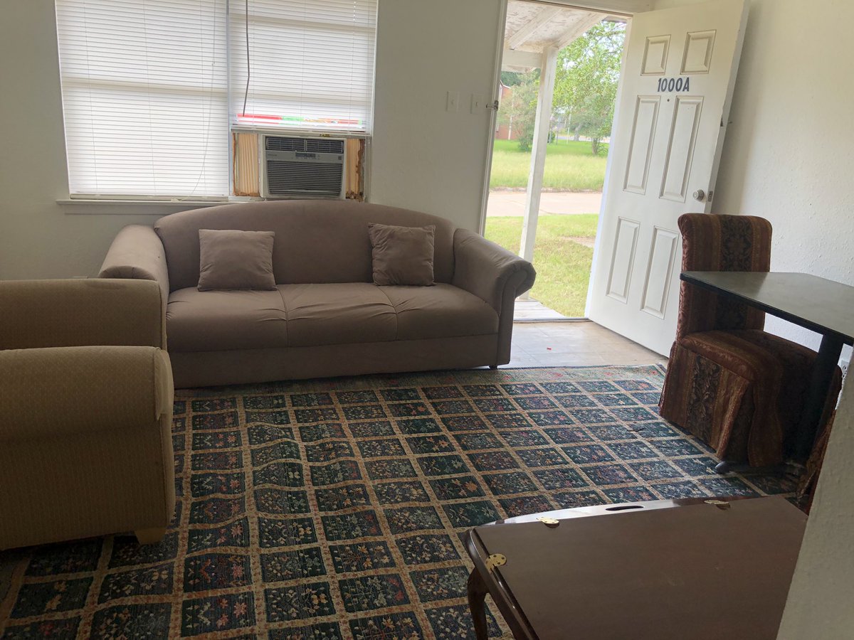 TJ_Enterprises2's tweet image. School starts in a few days. If you are  still looking for housing... contact us 

#pvamu18 #pvamu19 #pvamu20 #pvamu21 #pvamu22 #pvamu23