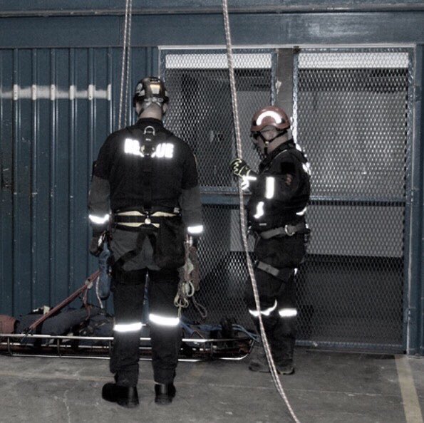 At Rhino we pride ourselves on being a diverse safety services provider. Rhino offers a wide variety of services, including Standby High Angle and Confined Space Rescue. 

Contact us for all of your safety needs! 
403.358.5102
admin@rhinotraining.ca