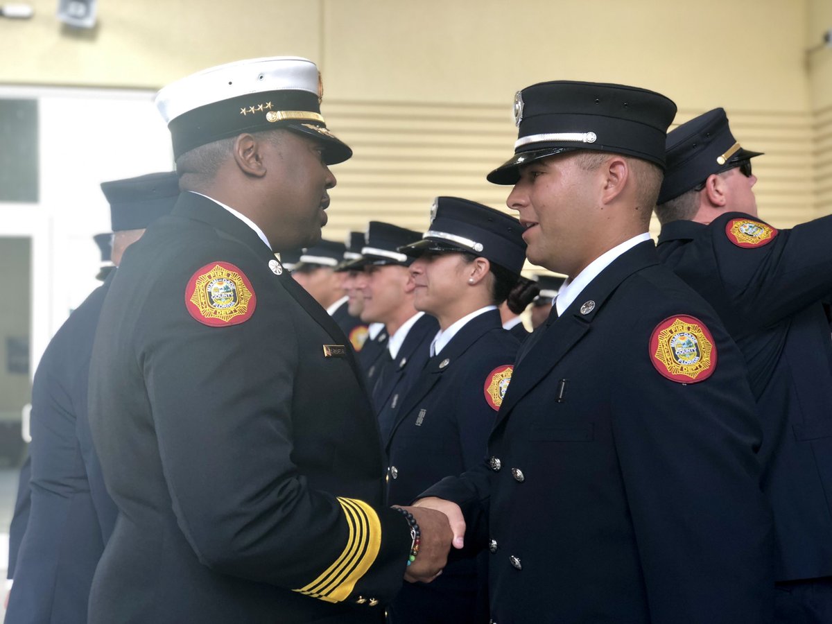 MiamiDadeFire's tweet photo. “This day closes the door to one chapter and opens the door to another. Always treat others as you want to be treated. Become a student of life. Compassion is a critical component of this profession.” -Assistant Fire Chief Arthur Holmes, Jr. #MDFRClass139 #MDFRGraduation https://t.co/w97WQ7V10x