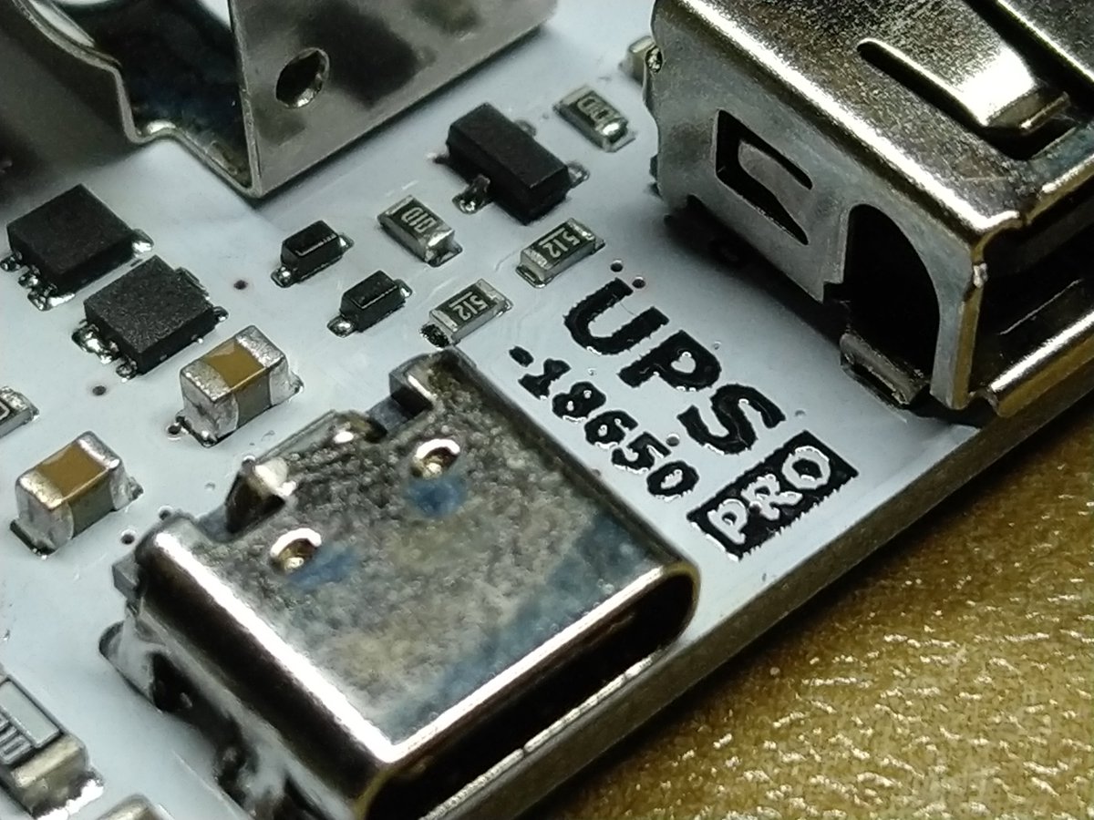 Xiaoj329's tweet photo. The new board is under development  😎 https://t.co/3JH2Hudex9