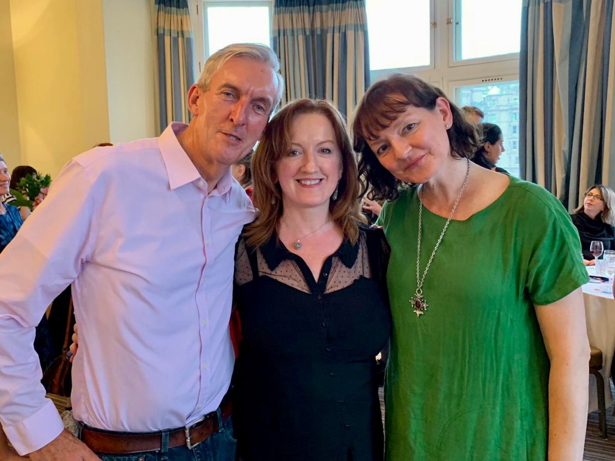 PaulaMcFetridge's tweet photo. Thanks @ShonaMcCarthy5 @colettenorwood @sonyawhitefield @theatre_ni for helping us raise a well-deserved glass to #GreenAndBlue #HardToBeSoft #CrocodileFever at #edinburghfringe2019 https://t.co/CYO79HbRlr