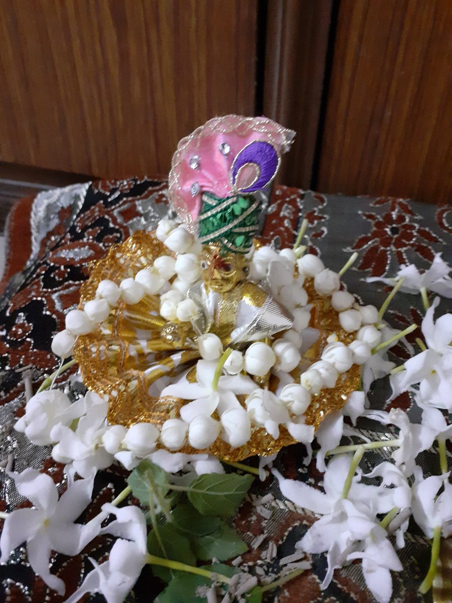 ASHMITADEBNATH's tweet photo. Happiest Birthday #Krishna 
#Gratitude
#Loveyouforever 
#FavoriteGod 
#Prayers 
#Blessed ❣ https://t.co/Pgnad5Z5mQ
