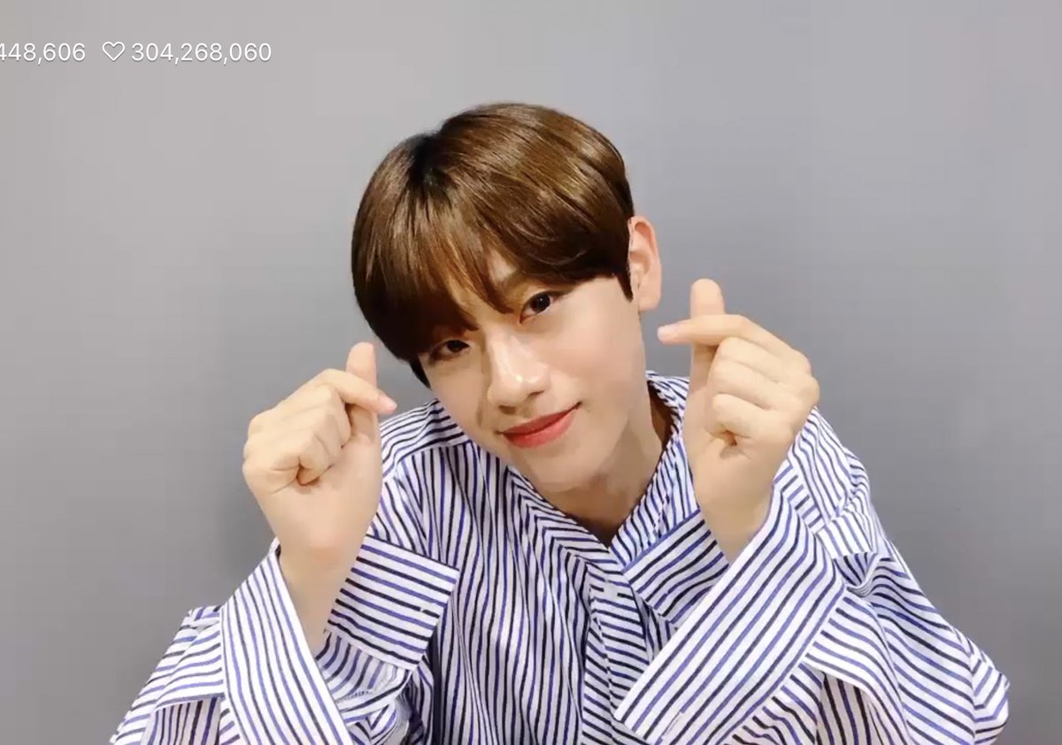 GOLD_by9_'s tweet photo. 이거 듣고 싶어 디어나인 나만 봐라봐 잡았다  #아홉개의_별_하나의_꿈 https://t.co/dV4v1UkqKt