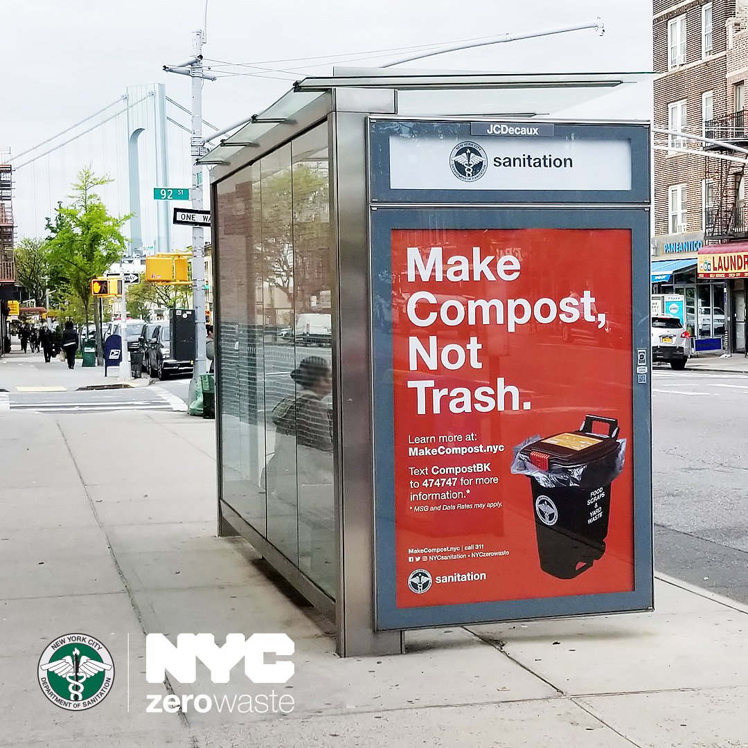 NYCSanitation's tweet image. Live #InQueens or #InBrooklyn? Join us at one of our upcoming #MakeCompostNotTrash events and learn how organic material, like food scraps, are turn into #DSNYCompost: makecompost.nyc