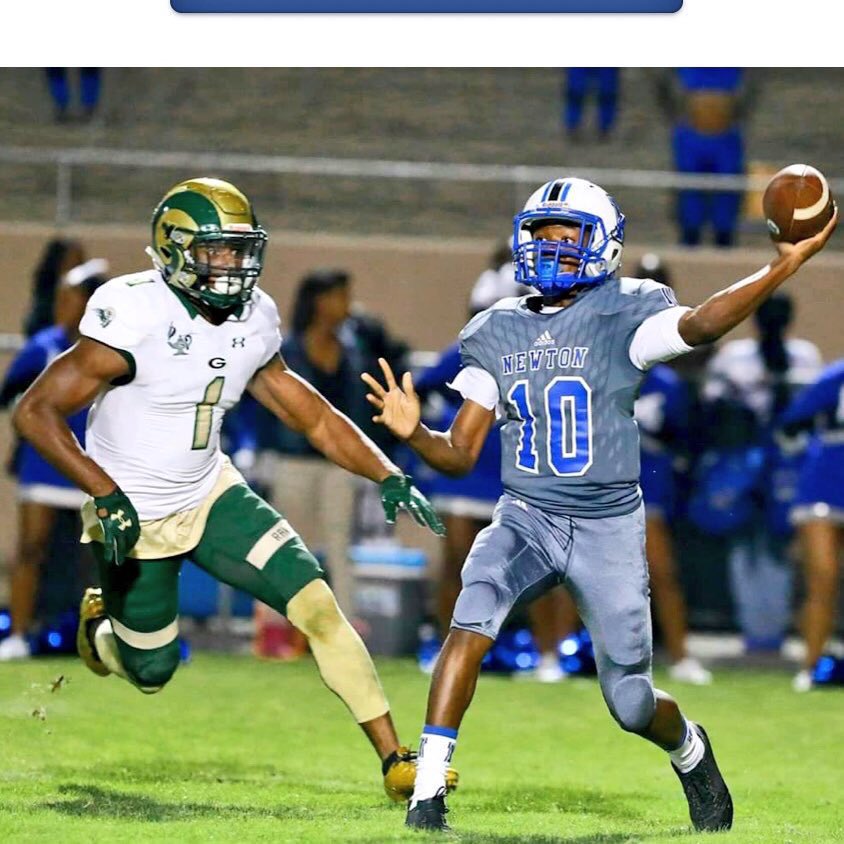 Team3Sports's tweet photo. @Nealhoward10 THE BEST QB THE FIELD TONIGHT, ITS SHOWTIME https://t.co/cqyjDJyw6O