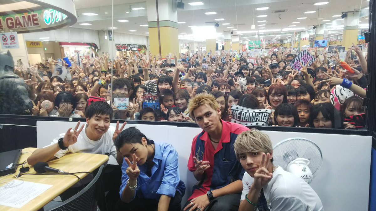therampagefext's tweet photo. 全国キャンペーン🗾

2日間無事に終了しました‼️

皆さん、本当にありがとうございました😊

皆さんの笑顔を見れて、沢山のパワーを頂きました🙋‍♂️

またいつか全国キャンペーンを回れるよう頑張っていきます👊👊👊

引き続き、応援宜しくお願いします🤗 https://t.co/8me7lLxoLK