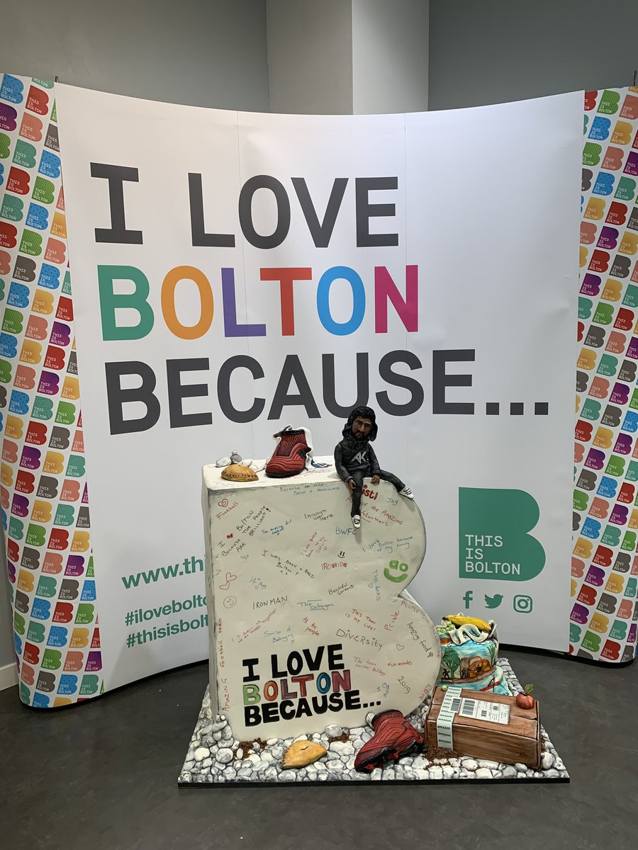 thisisboltonuk's tweet photo. Can you believe this is a cake!? How incredible! Made by the amazing @GajraKay especially for @boltonfoodfest this bank holiday weekend! Even has a mini @amirkingkhan on top! 🍰👩‍🍳🥊#iloveboltonbecause #boltonfoodfest https://t.co/jPvUsxUsx4