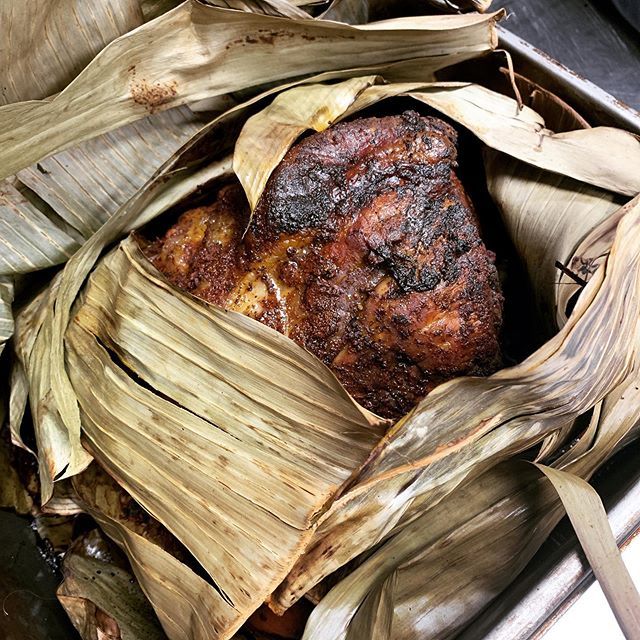 Trying something new at @onthesquarevamarket today: cochinita pibil—Yucatecan barbecue! #bbq #rva #rvafood #rvafoodie ift.tt/2PcxaPP