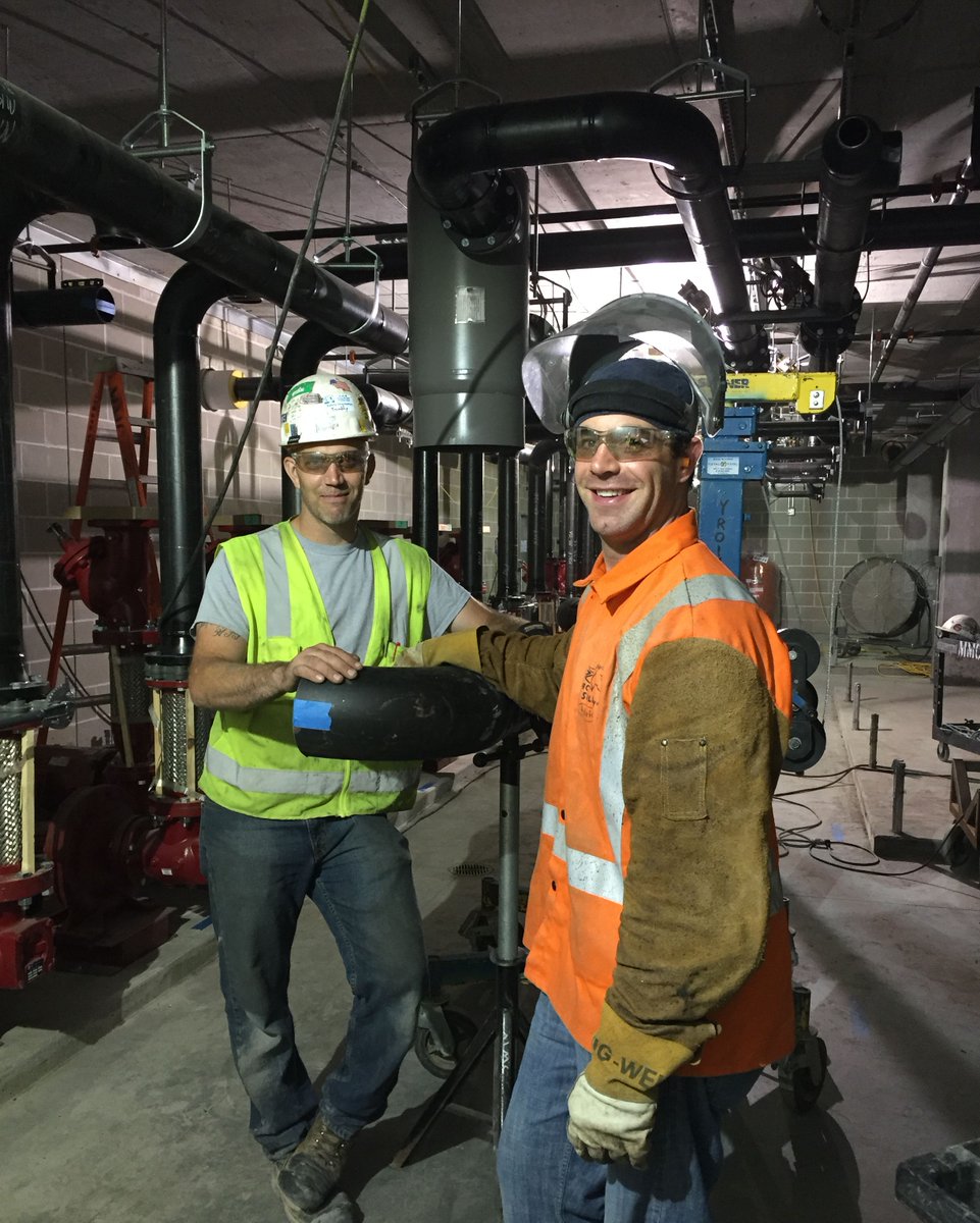 metromechMN's tweet photo. Two of our pipefitters working on a mechanical room for an office building! #unionstrong #pipefitters #welders #skilledtrades #metromech #hvaclife https://t.co/Zb4Ku1NUOr