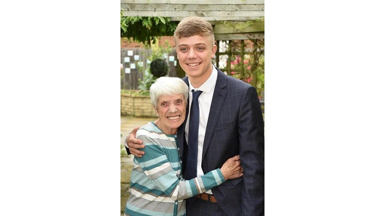 TeamARUK tweet media