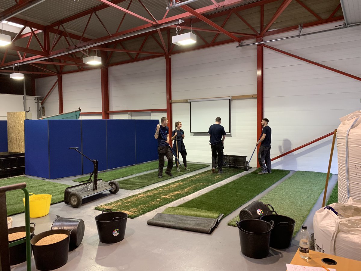 Big push to get all the samples ready for the FIFA round robin next week to assess the LwRR device. Filling 60m2 of turf to exacting tolerances to provide a range of properties for the technicians to test!  #testing @SAPCA @FIFAcom @EMEA_STC