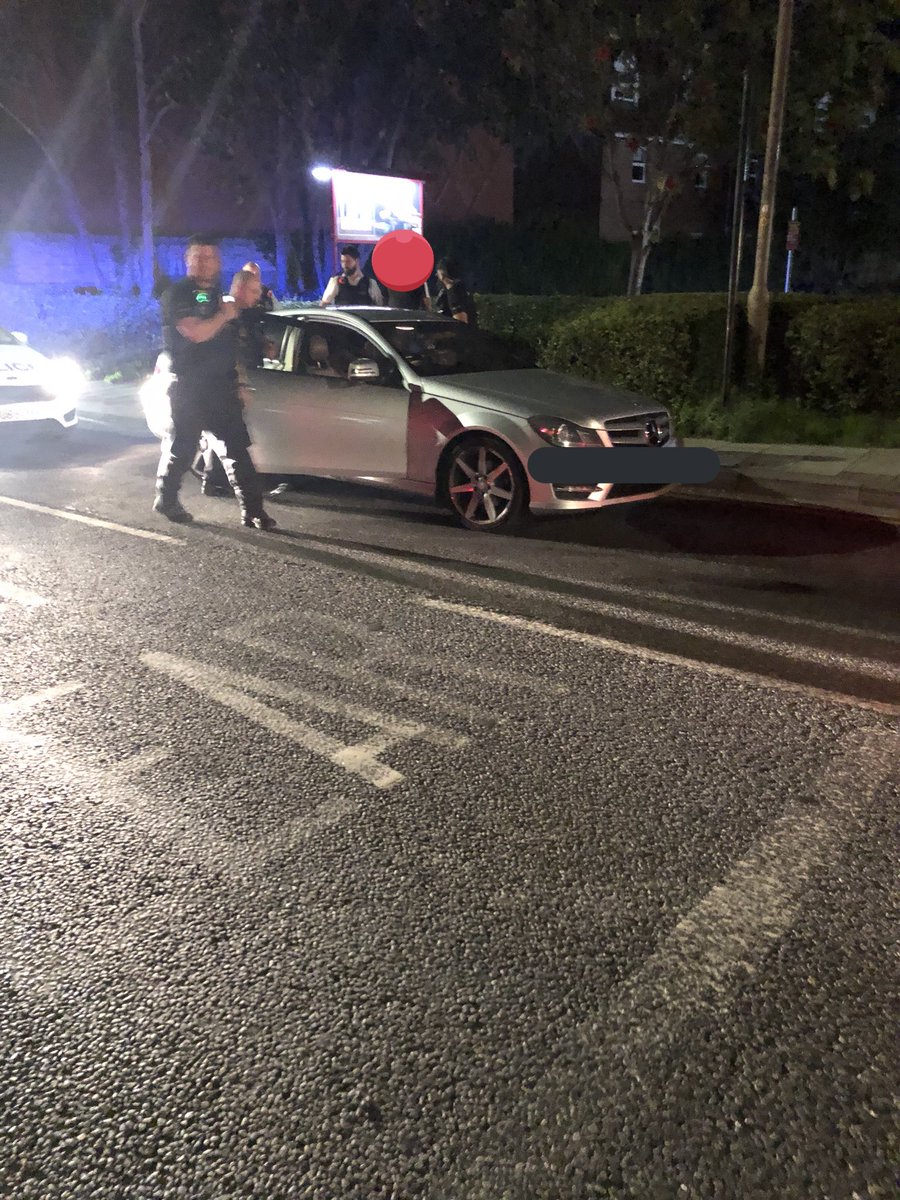 danoconnellsc's tweet photo. 3/3 Also a big thanks to @EPRoadsPolicing for the use of the vehicles and @ChInspBasford for financing some regs on overtime.
We definitely denied some criminals the use of the roads last night, and proves that #Jointcrossborder working is a benefit to all! #opGambler #OpMinnow https://t.co/XC4xzNODpf