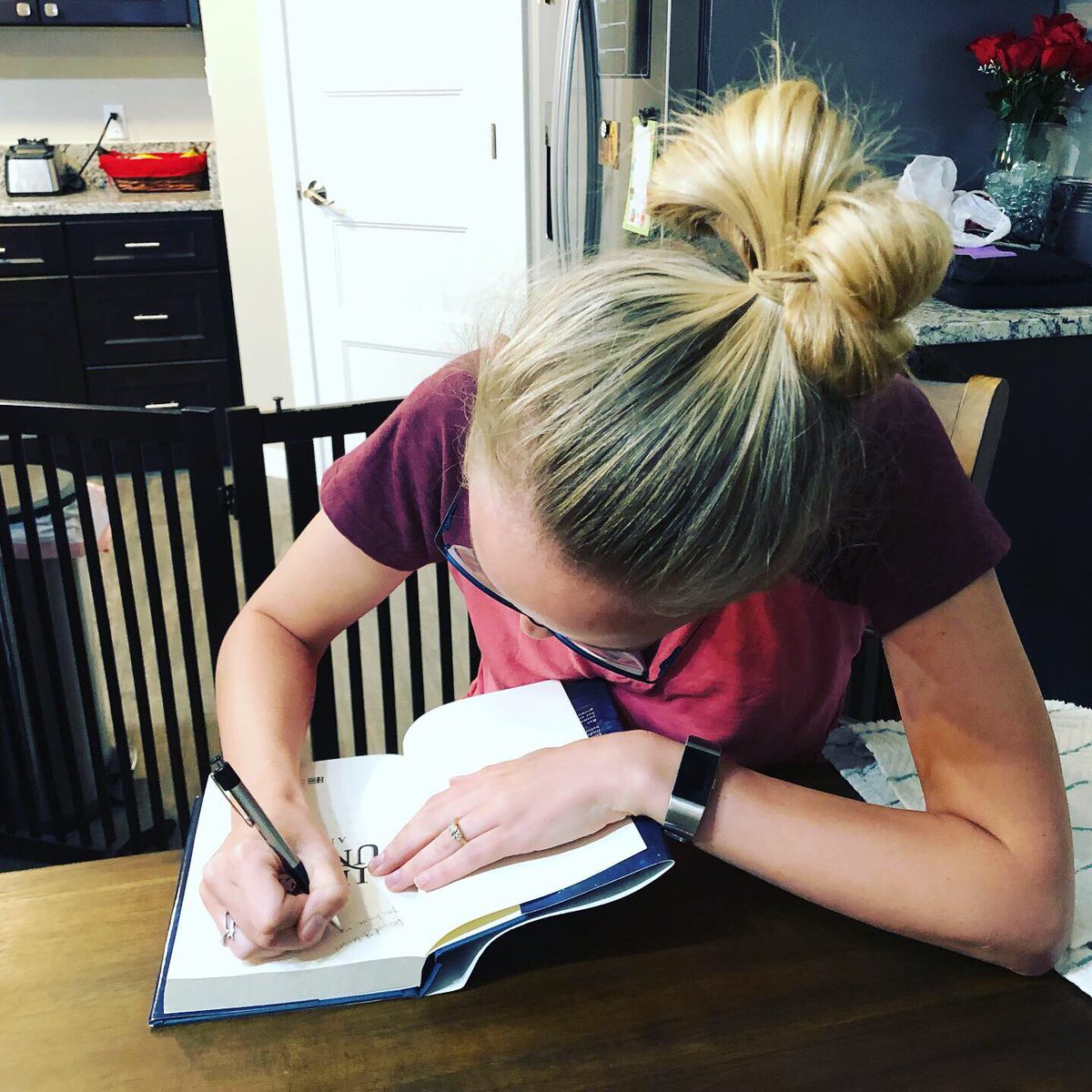 angiedayauthor's tweet photo. Another big author moment this past week. I got to sign my first physical copy of the book! It was surreal and I felt like I had no idea what I was doing but hey, here’s to another milestone!
.
.
#LegendUndone #author #authorlife #writerlife #writerscheer #booksigning #goals https://t.co/993cVHLOdY