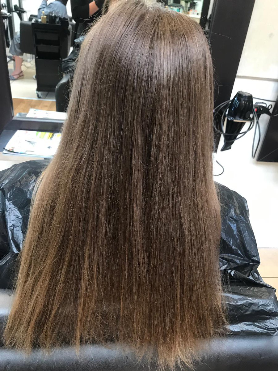 Divine natural balayage by our Leah😍

Picture 4 shows before! What a difference! Beautiful colour work👌 Here's this weeks #FabulousFriday...

hairbusiness.co.uk

#Cowbridge #ValeOfGlamorgan #Cardiff #SouthWales #Salon #EliteSalon #Balayage