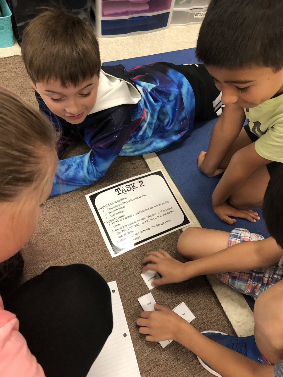 caitlinlandrum's tweet photo. More team building in fourth grade! Escape room style! We are collaborating and working together to solve each puzzle! #SEL20 #collaboration #teamwork #4thgrade https://t.co/iHGdx0JFLF