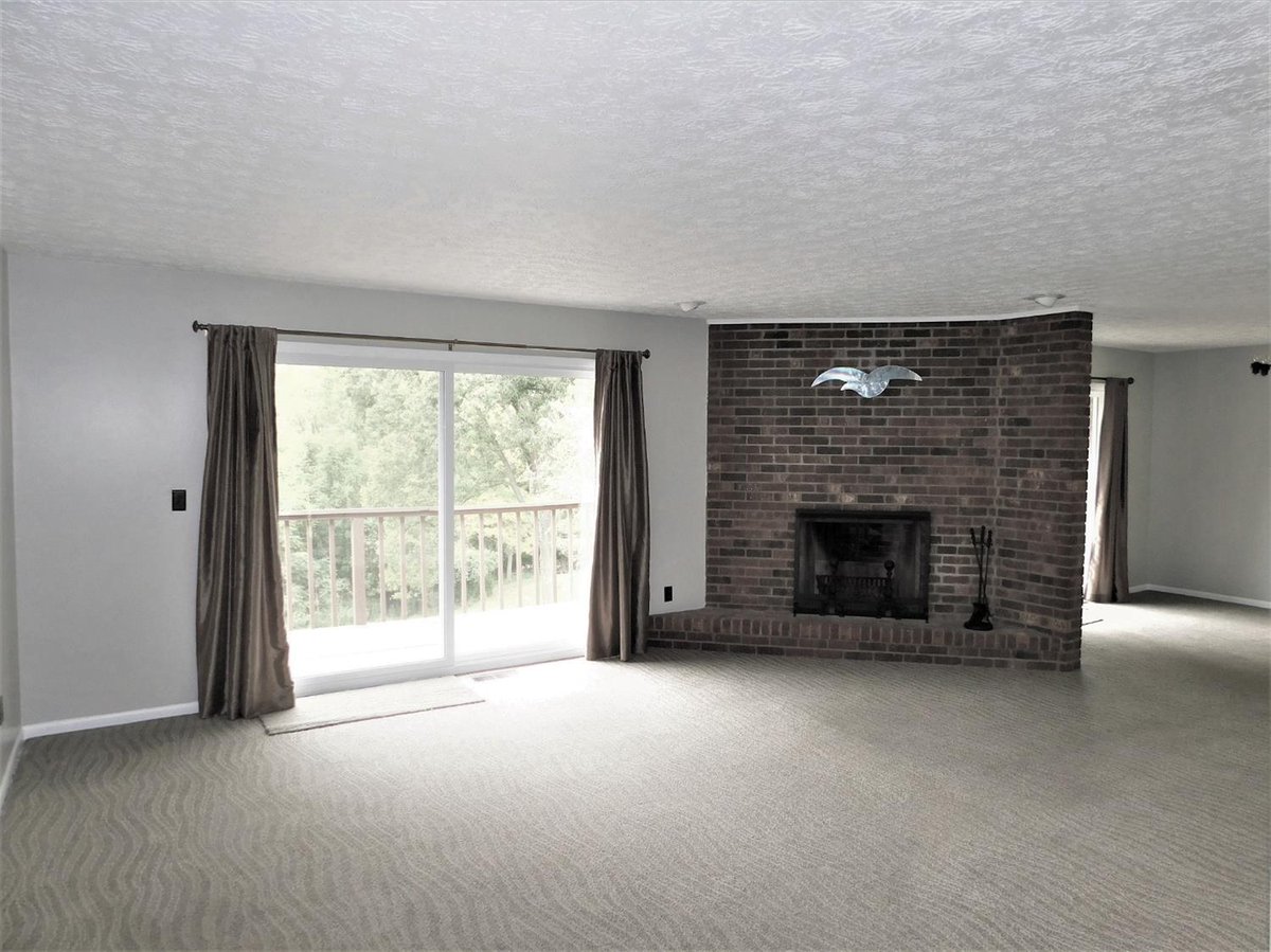 HoetingRealtor1's tweet photo. WOW! See this Beautiful 5 bedroom Bi-level in Colerain Twp. MUST SEE! 
Call Jeff TODAY 513-313-0279
#realestate #newlisting #Coleraintwp https://t.co/g5OO891lri