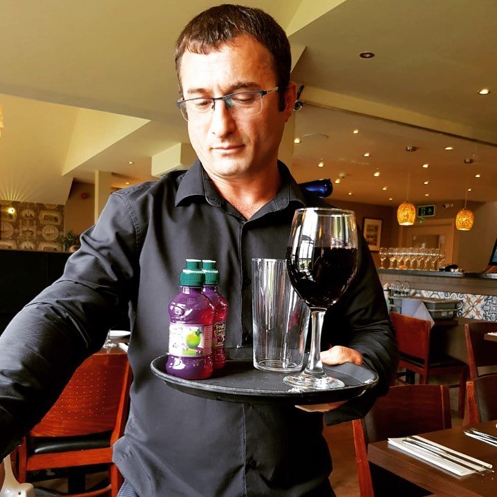 The man himself- Toro! #familyfriendly #insiemeitalian #wine #weekend #seahouses #italian