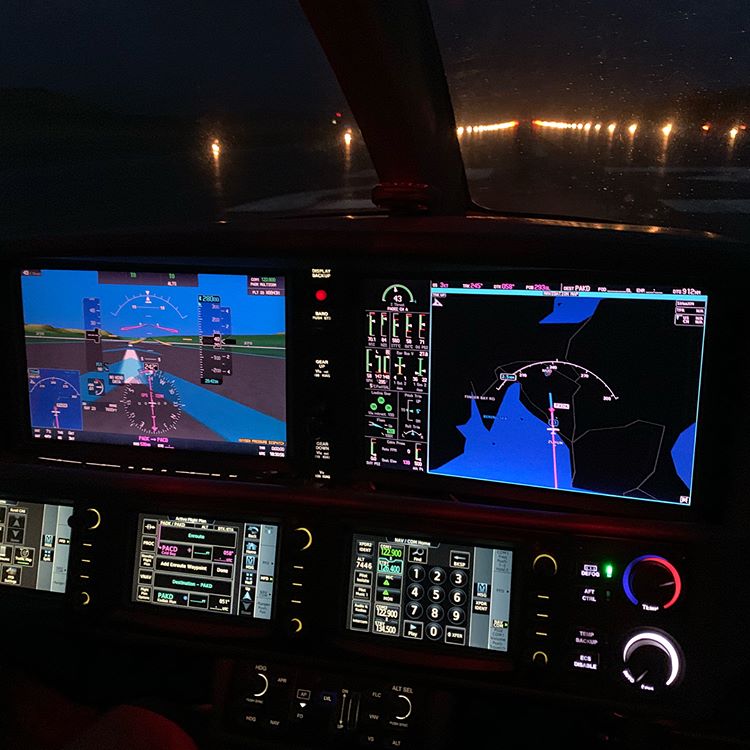 GarminAviation's tweet photo. Find your designated runway. Even if itโs dark. And raining. Learn how our #SurfaceWatch technology can help ยป https://t.co/X4nDY3mh84
๐ท: The Flight Academy in Seattle, WA https://t.co/kk5DSymxpv