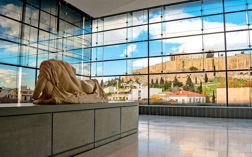 ekathimerini's tweet photo. France to send Parthenon metope to Greece for 2021 celebrations https://t.co/kwtBGs2TFK https://t.co/SandI5qU8x