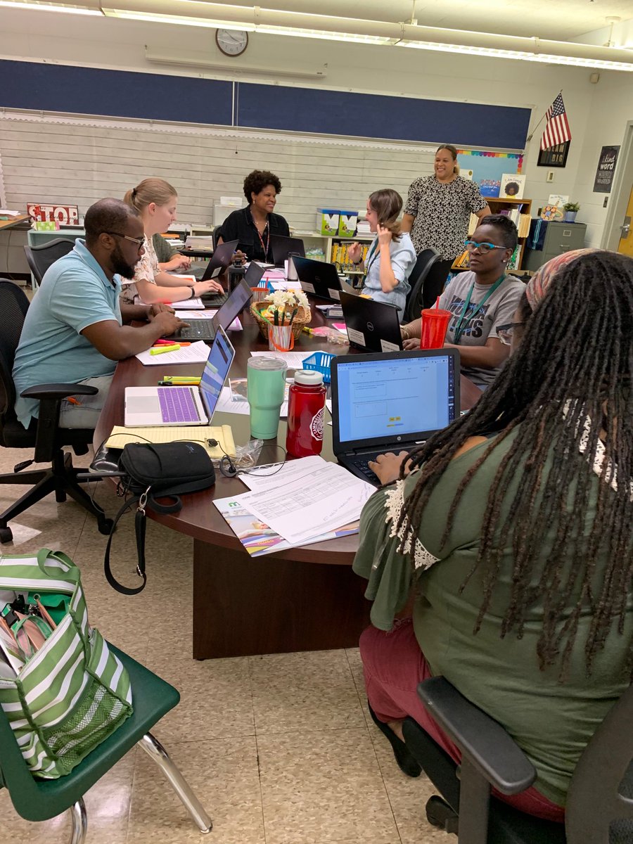 JFKennedyElem's tweet photo. Today’s PLC Focus is Responsive Lesson Planning using MAP! We’re thankful to have the opportunity to participate in the JCPS MAP Cohort! #wearejcps #zone1derful @DiyanaJones @JCPSAsstSuptES1 https://t.co/tlFYzfD4C8
